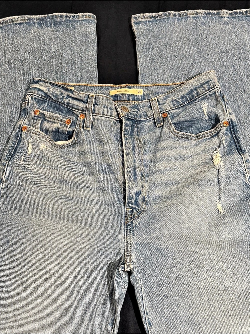 Levi’s Ribcage Bell Size 29x32 - Picture 4 of 5